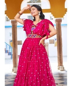 Vestido Étnico Premium con Trabajo Gamathi y Estampado Bandhani para Mujer, Ideal para el Verano, Festivales, Fiestas y Ceremonias de Boda - Product Image 4