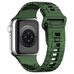 Pour <span class=keywords><strong>Apple</strong></span> <span class=keywords><strong>Watch</strong></span> Ultra 49mm 45mm 41mm 44mm 42mm 40mm 38mm Bracelet de montre en silicone Style machine couleur métallique - Product Image 3