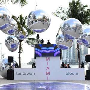 TianYi TechBig Esferas Brillantes Metálicas, Globos Navideños Gigantes Inflables de PVC, Globos Espejo Gigantes para Decoración - Product Image 2