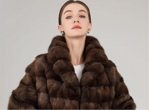 Женское пальто из натурального соболя средней длины - Product Image 5