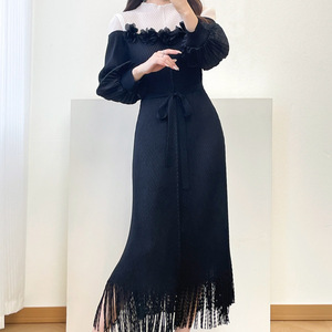 Abito Lungo Plissettato Stile Miyake di Lusso 2026 con Nappe, Elegante Collo Alto e Patchwork Floreale 3D - Product Image 3