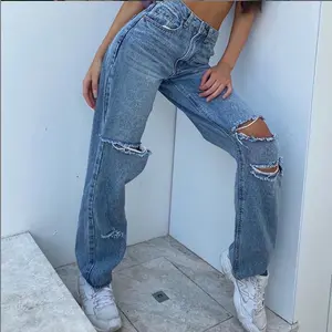 Nieuwe Mode Vrouwen Demin Verontruste Jeans Flare Ripped Blauw Straight Leg Hoge Rise Geripte Mom Jeans Hoge Taille Vrouwen Jeans 2021