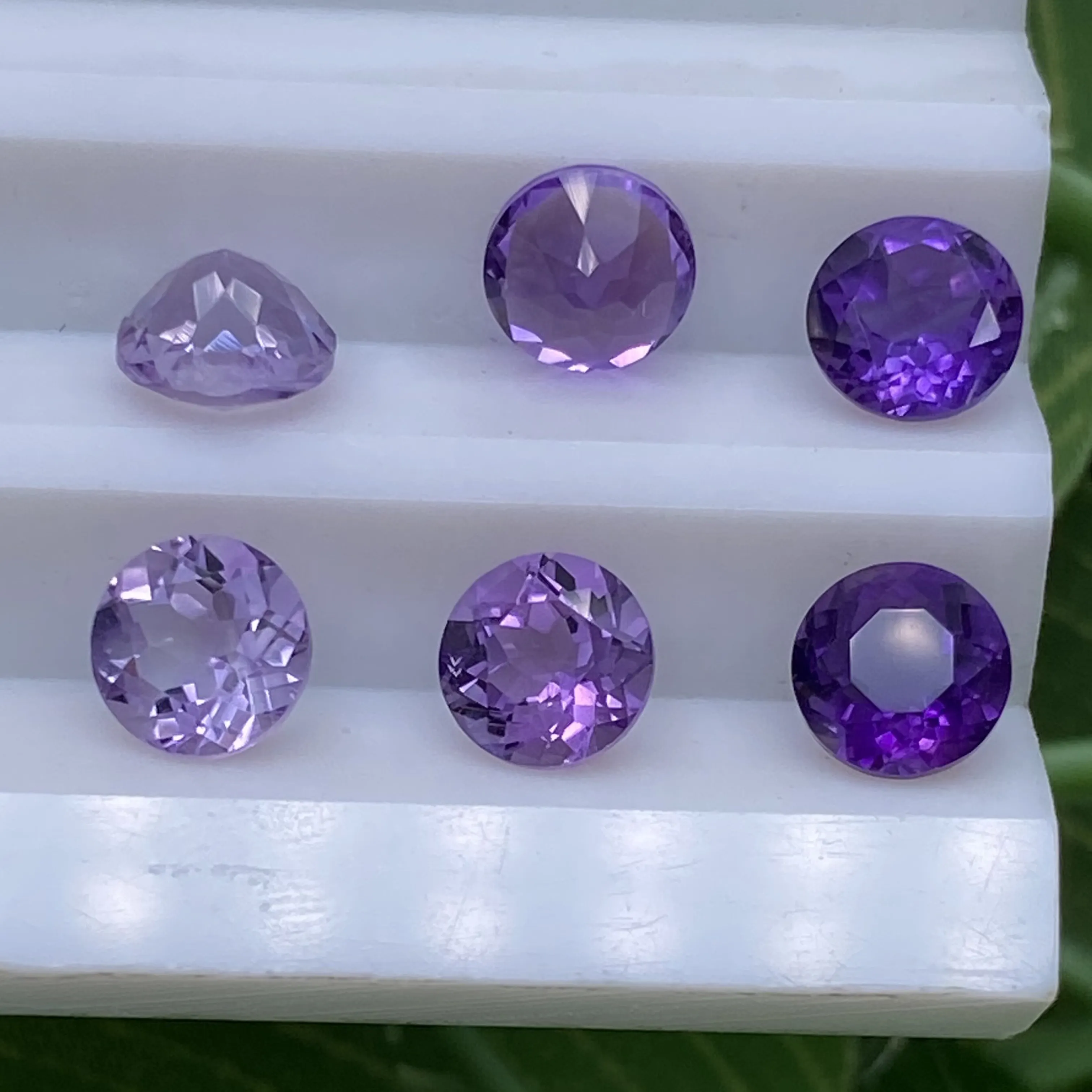 Round Brilliant Cut 1.0mm~14.0mm Faceted South Africa / Brazil Amethyst Good Quality gemstone price Jewelry Natural Amethyst