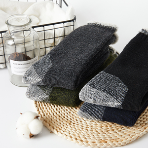 <span class=keywords><strong>Chaussettes</strong></span> d'hiver thermiques pour hommes et femmes, extra chaudes, doublées de polaire, <span class=keywords><strong>chaussettes</strong></span> de randonnée <span class=keywords><strong>en</strong></span> <span class=keywords><strong>laine</strong></span> mérinos avec logo personnalisé - Product Image 5
