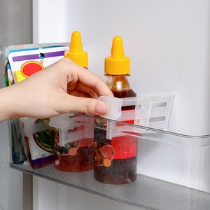 <b>Plastic</b> Transparent Separable <b>Food</b> Storage Box Refrigerator <b>Food</b> <b>Container</b> Supplies Kitchen Storage With 2 Clapboards - Product Image 5