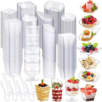 Gobelets à dessert miniatures 2OZ 5OZ avec plateau et cuillère en plastique PS rigide, verres à vin, verres à liqueur, pour servir des desserts, des glaces, des yaourts, des mousses