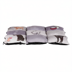 Couverture patchwork pour chats 45 x 55 cm, grise, avec motifs de chats, coussin de couchage doux et confortable - Product Image 3