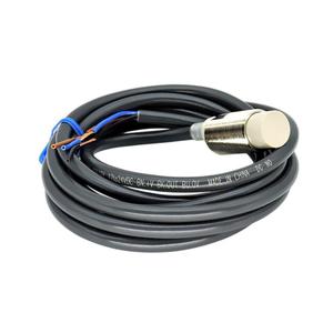 Sensor de Proximidad Omron E2E-X5ME1, Cable de 2m, 12 a 24 Vdc, Sin Blindaje, Terminal de Tornillo - Product Image 4