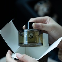 Diffuseur de parfum liquide en verre pour voiture, désodorisant haut de gamme pour voiture neuve, éliminateur d'odeurs et de formaldéhyde, accessoire intérieur en bois