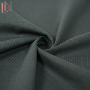 Ad alta densità pettinato 32s 2 strati di cotone assorbente umidità tessuto pesante in popeline tinta tinta tinta tinta con struttura resistente - Product Image 1