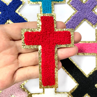 Vente en gros de petits patchs en chenille croisés colorés tendance Sweat-shirt Chapeau 8CM de patch en croix en chenille décoratif pour vêtements