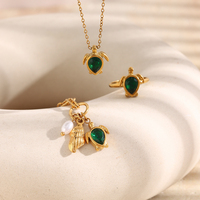 Ensemble collier, bracelet et bague Dreamshow en zircon cubique vert, avec pendentif tortue, en acier inoxydable 316L plaqué or, résistant à l'eau