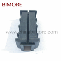 Bimore KM51000110V001 KM901631H16 KM901630G16 Asansör 3'ü 1 Arada Kılavuz Pabuç Takımı (16mm Ray için)