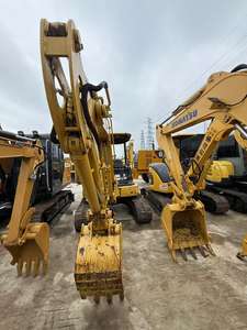 Excavadoras Komatsu PC40 y PC30 de segunda mano, con una capacidad de 4 toneladas y 3 toneladas respectivamente. Equipo de construcción fiable. - Product Image 3