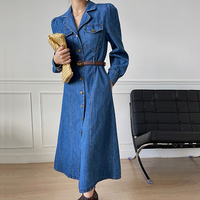 Nouveautés d'été Robe à col rabattu pour femmes Robe longue ceinturée en jean pour femmes