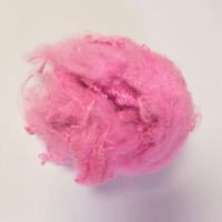 Fibre de polyester recyclée certifiée GRS, couleur vive, 1.5D*44MM, rose, pour le filage