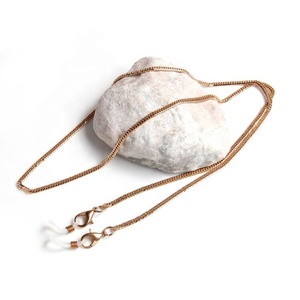 <span class=keywords><strong>Lunettes</strong></span> de soleil à mailles cubaines, luxe, plaqué or 18K, cordon, en acier inoxydable, porte-<span class=keywords><strong>lunettes</strong></span>, chaîne <span class=keywords><strong>2022</strong></span> fine, sangle de masque, 10 pièces - Product Image 2