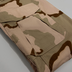 Equipaggiamento mimetico da combattimento uniforme <span class=keywords><strong>di</strong></span> sicurezza tattico G2 <span class=keywords><strong>di</strong></span> alta qualità per <span class=keywords><strong>campo</strong></span> all'aperto e applicazioni professionali - Product Image 3
