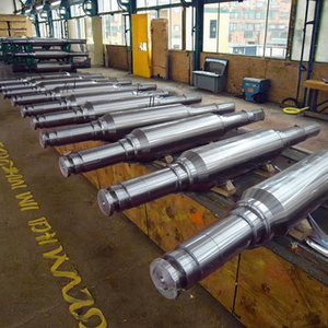 Fabricant professionnel d'arbres d'engrenage en acier inoxydable forgé sur mesure, arbre de rouleau principal de broyeur robuste - Product Image 4