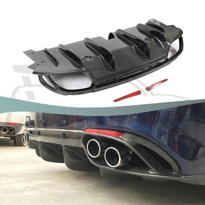Joryee Diffuseur de pare-chocs arrière en fibre de carbone Kit de carrosserie d'échappement pour <span class=keywords><strong>Alfa</strong></span> <span class=keywords><strong>Romeo</strong></span> <span class=keywords><strong>Giulia</strong></span> Quadrifoglio <span class=keywords><strong>2017</strong></span>-2020 Accessoire de réglage - Product Image 1