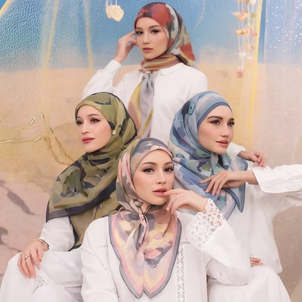 Muestra gratis Malasia personalizado impreso gasa bufanda cuadrada Hijab Malasia Tudung Bawal algodón gasa otras bufandas y Shaw