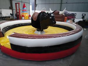 Juegos de Parque de Diversiones, Toro Mecánico de Rodeo, Máquina Inflable de Toreo en Venta, para Niños, 5x5m, 1 Persona, Fácil de Instalar, PVC, Modelo KC 303 - Product Image 3