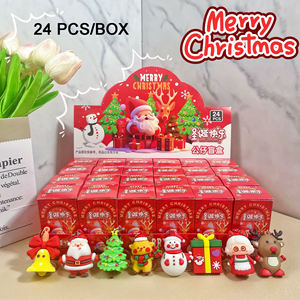 24 Cajas Sorpresa de Navidad con Llaveros de Muñecas Miniatura, Regalos Imprescindibles para Niños y Niñas en la Escuela - Product Image 3