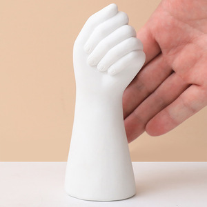 Vase à fleurs en résine fait à la main Art déco minimaliste <span class=keywords><strong>moderne</strong></span> pour anniversaire Home Decor-Creative Craft Ornement pour salon bureau - Product Image 4