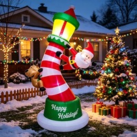 Venta al por mayor de fábrica: Adorno inflable gigante de 9 pies para jardín con reno y Papá Noel trepando por un faro, con luces LED, para Navidad.