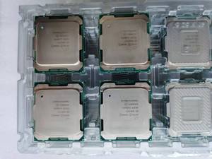 Vente flash - Processeur Xeon E5-2667 V4 d'occasion SR2P5 - 8 cœurs - <span class=keywords><strong>3</strong></span>,2 GHz - 25 Mo de cache - 9,6 GT/s - 135 W - LGA <span class=keywords><strong>2011</strong></span>-v3 - Product Image 5