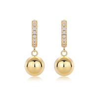 Boucles d'oreilles clous en argent sterling 925 plaqué or 18 carats avec moissanite cœur pavée couleur D VVS1 pour femme