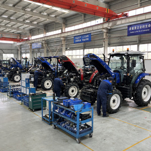 Trattore Agricolo Compatto 40HP 50HP 80HP 4WD con Caricatore Frontale per Lavori Agricoli - Product Image 6
