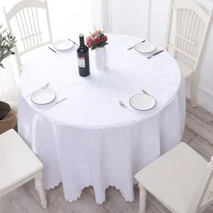 白い丸いテーブルクロスのエンボスサテン高密度ポリエステルテーブルクロス生地結婚披露宴のための洗えるファンシーテーブルカバー