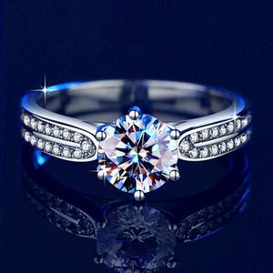 Directo <span class=keywords><strong>de</strong></span> fábrica 0.5CT VVS GRA color Moissanite compromiso promesa joyería 925 plata esterlina Starlight Queen anillos para mujeres - Product Image 3