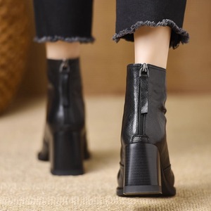 Stivaletti 2025 autunno nuovi alla <span class=keywords><strong>moda</strong></span> con tacco alto da <span class=keywords><strong>donna</strong></span> con cerniera posteriore pesante Retro con punta quadrata Slim alla caviglia - Product Image 4