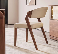 Nouveau Design chaise de Restaurant en bois massif avec coussin en cuir PU