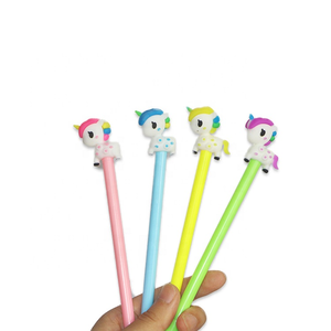 Decorazione per Matite in PVC Morbido a Forma di Animali Cartoon, Accessorio per Cancelleria Studenti - Product Image 3