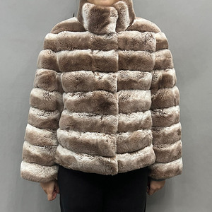 Giacca <span class=keywords><strong>in</strong></span> Vera <span class=keywords><strong>Pelliccia</strong></span> di Coniglio Rex per Donna, Vendita all'Ingrosso, Lussuosa, a Righe Orizzontali, Spessa e Calda per l'Inverno - Product Image 4