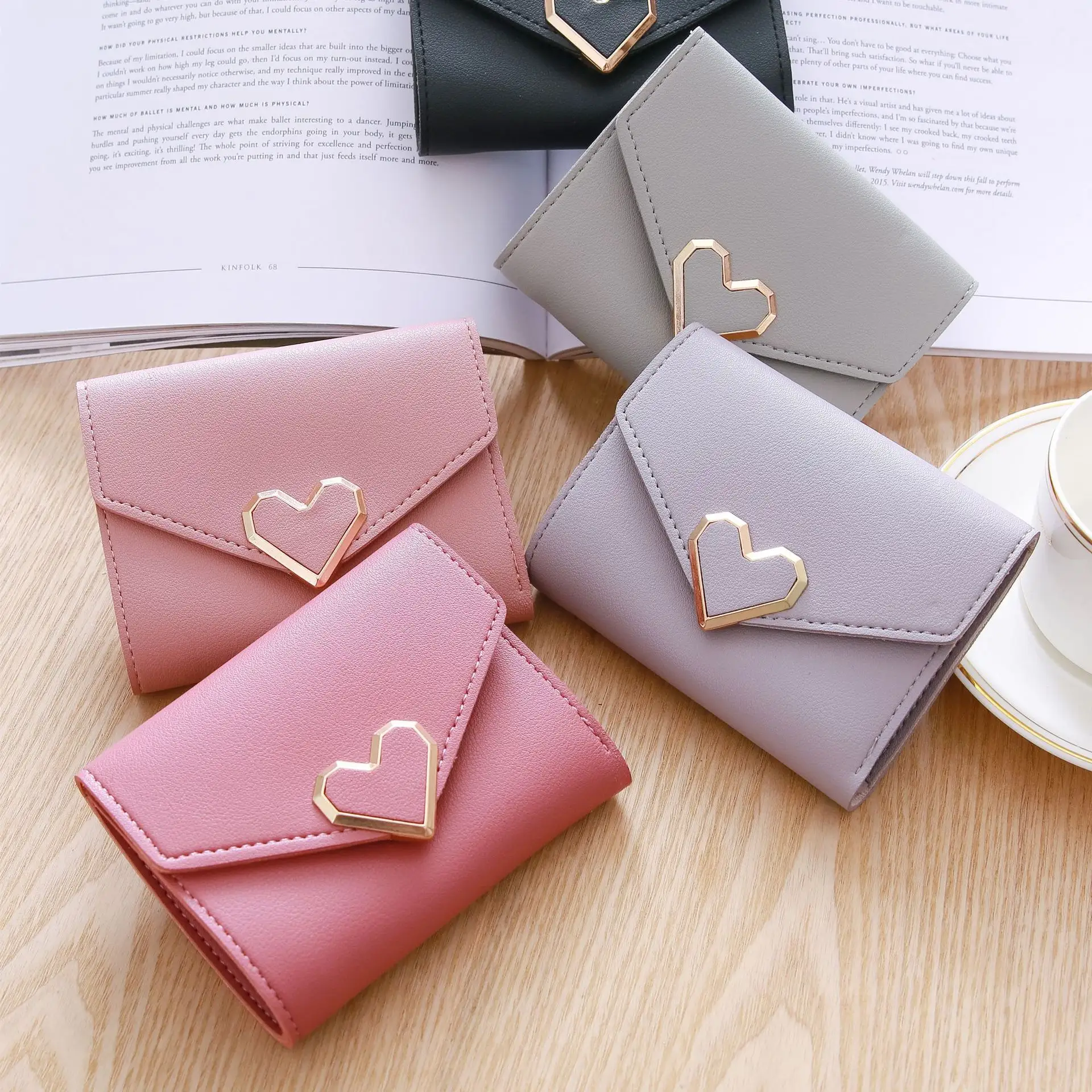 Fashion PU Leather Heart Design Short Wallet Cash Coin Purse Card Holder wallet for Women