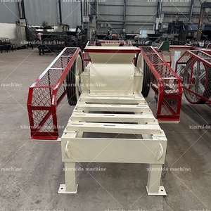 Concasseur à double rouleau en dolomite à haute efficacité, concasseur à double rouleau pour argile, concasseur à rouleau pour <span class=keywords><strong>marbre</strong></span> pour l'industrie des matériaux de construction - Product Image 2