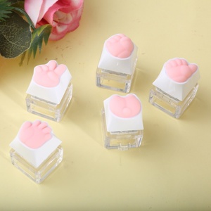 工場直販 格安卸売 1000種類の人気商品 3D漫画キャラクターライトキーホルダー ソフトPVCアニメラバーUV印刷 ファッション - Product Image 5