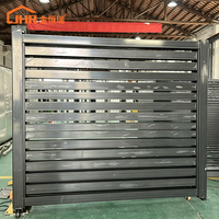 Clôture en aluminium noir thermolaqué à lames espacées pour la protection de la vie privée, 6 pieds, populaire en Australie pour les jardins, les cours, les villas et les utilisations résidentielles