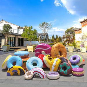 Statue de Bonbons Géants <span class=keywords><strong>en</strong></span> Résine pour Événement de Noël - Product Image 2