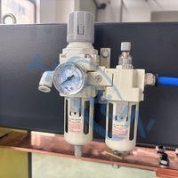 Modèle de machine pneumatique de soudage par points CNC DN-25 soudeuses à main industrielles pour la fabrication de conduits soudeuses par points industrielles