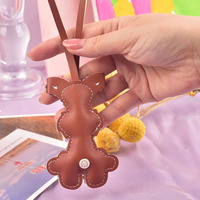 Colgante de Perro Schnauzer con Diamantes de Imitación al por Mayor, Adorno Colgante de Cachorro de Cristal con Correa de Cuero PU, Lindo Adorno para Coche de Mascota, Regalo
