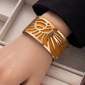 Tarnish Free Waterproof 316l Stainless Steel Jewlery 14k 18k <b>Gold</b> Plated <b>Chunky</b> <b>Bracelet</b> Dainty for Women - Product Image 5