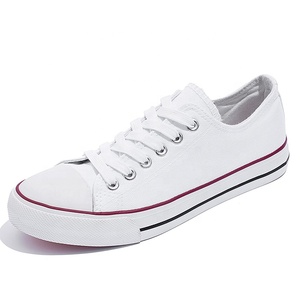 Venta al por mayor zapatillas de deporte blancas planas de lona vulcanizadas para <span class=keywords><strong>mujer</strong></span> - Product Image 2