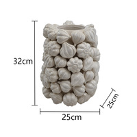 Vase en céramique fait main en forme d'ail pour la décoration intérieure et la conception d'hôtels, vase en céramique sur mesure