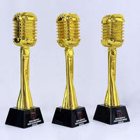 Trophée personnalisé en résine cristalline pour le prix du meilleur chant, trophée microphone en résine dorée