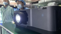Projecteur laser 3D 3LCD SMX Manufacturer 12000 lumens pour la cartographie architecturale 3D sur les grandes façades de bâtiments